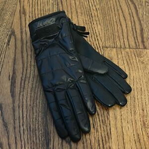 UGG Real Leather & Quilted Fabric FauxFur Lined All Weather Gloves S/M New